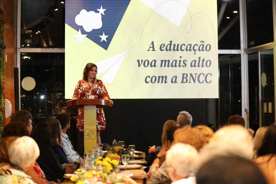 10 Anos Do Movimento Pela Base: A Educação Voa Mais Alto Com A BNCC ...